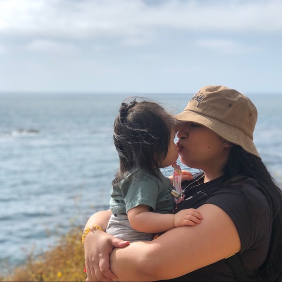 Meet your Posher, Carolina - Picture 1 of 1